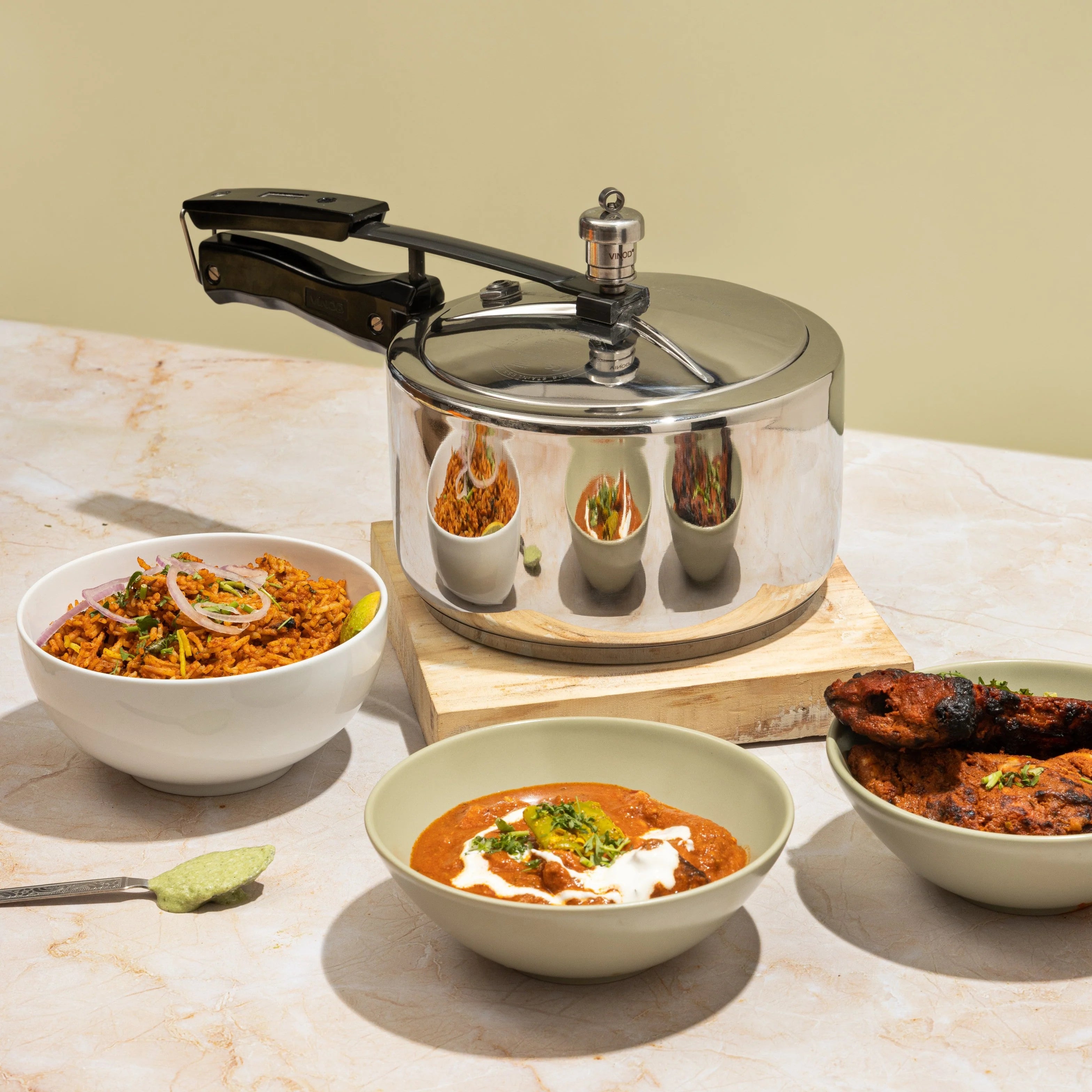 Vinod 3L Stainless Steel Inner Lid Pressure Cooker Induction Compatible