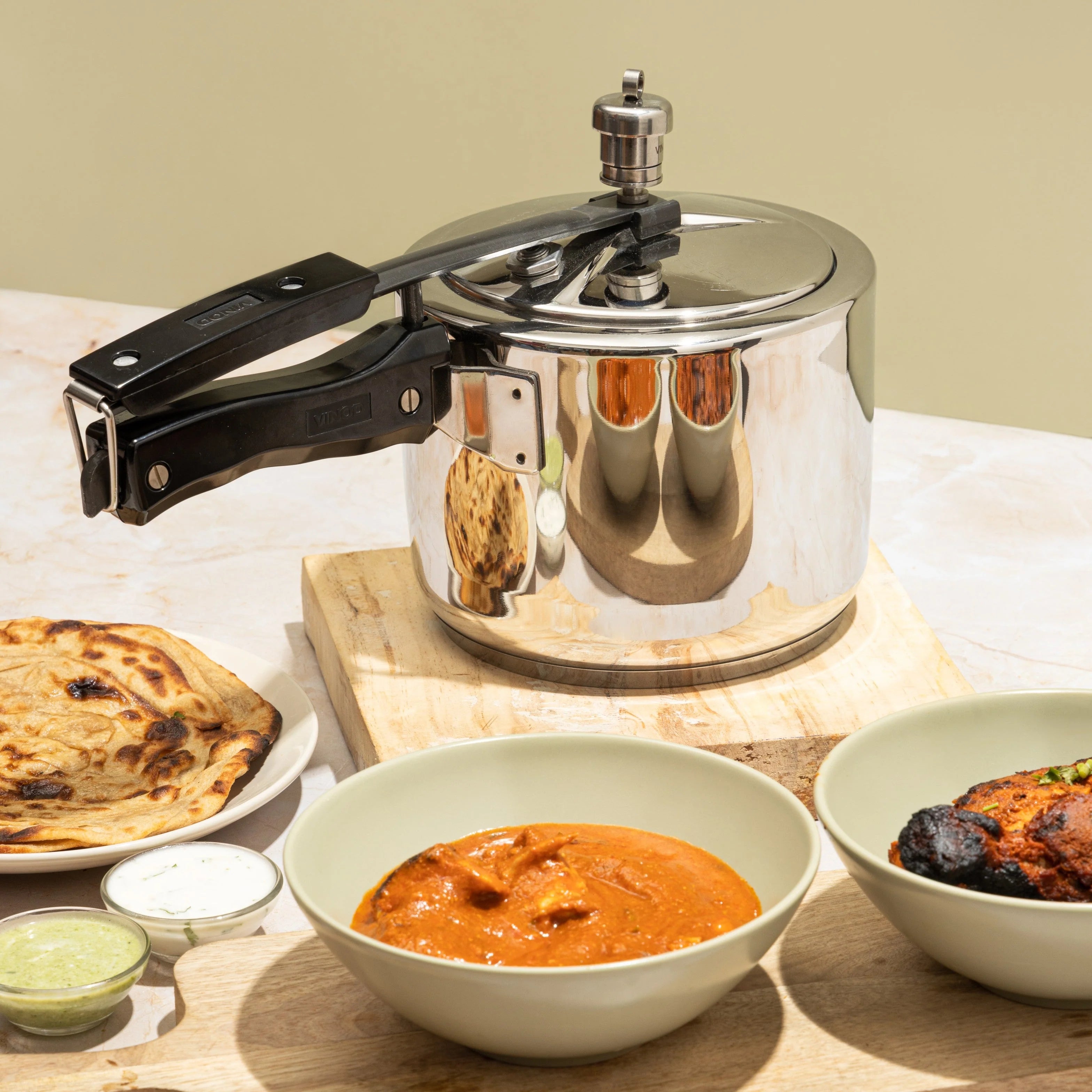Vinod 5 Litre Stainless Steel Inner Lid Pressure Cooker | Induction & Gas Compatible | 18/8 Food Grade Stainless Steel Cooker | SAS Base Pressure Cooker for Family Cooking