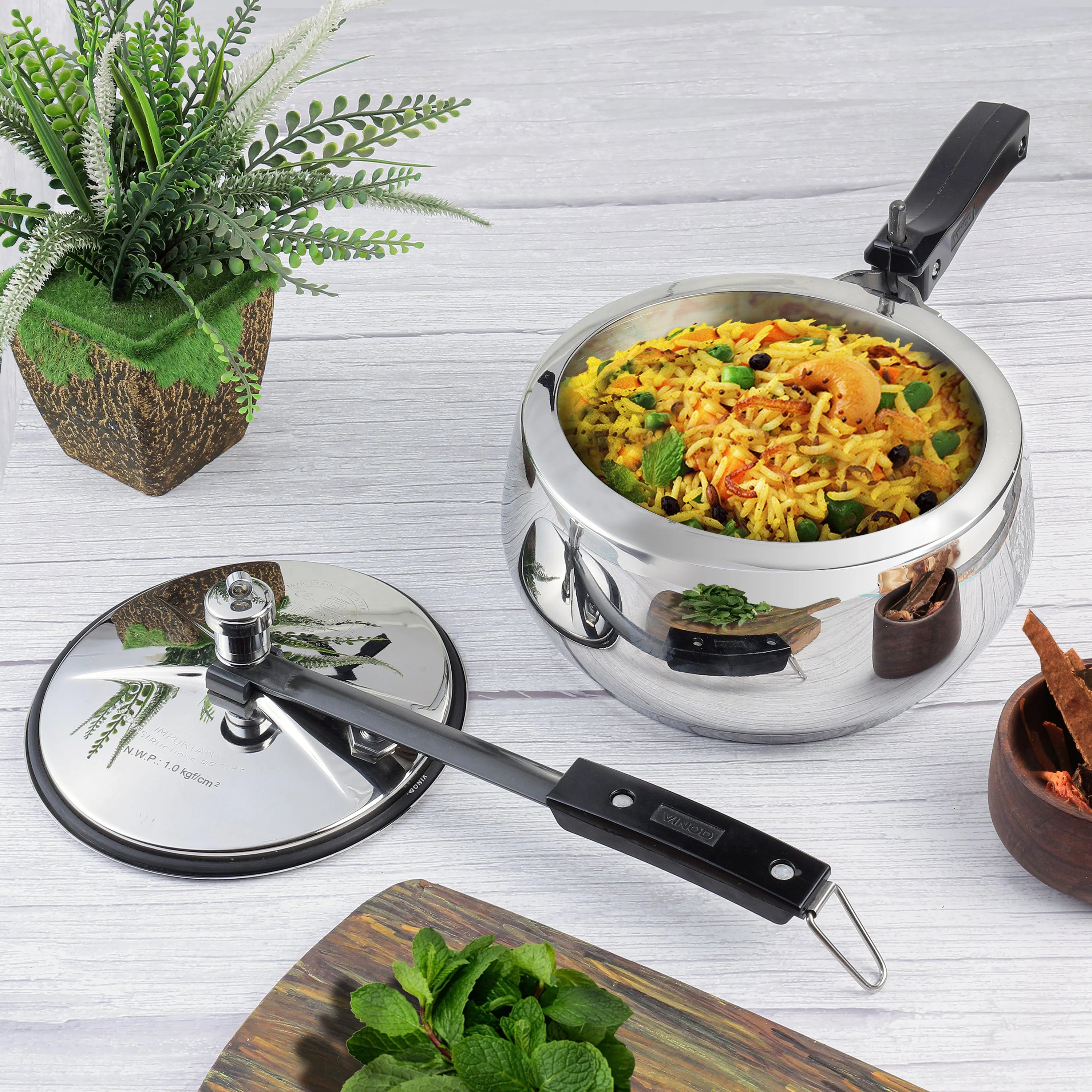 Vinod Europa Stainless Steel Handi Pressure Cooker – Inner Lid, Induction Friendly 3L